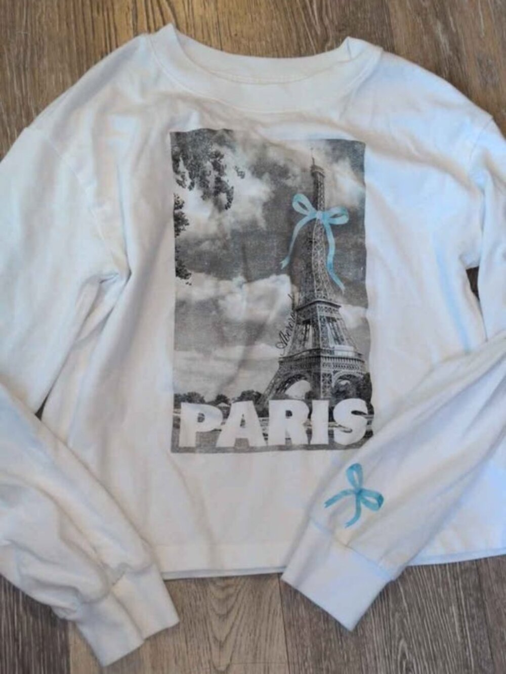 Abercrombie Kids Paris Long Sleeve Graphic Tee Size 9/10